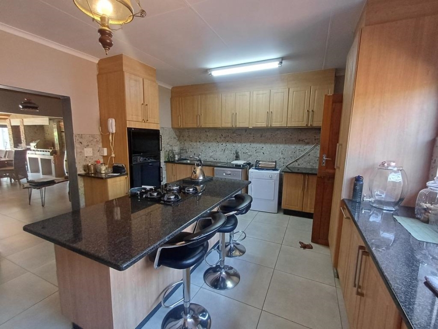 4 Bedroom Property for Sale in Universitas Ridge Free State